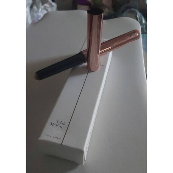 NIB~TRISH MCEVOY 24 Hour Eye Shadow & Liner in Rose Quartz - Picture 2 of 3